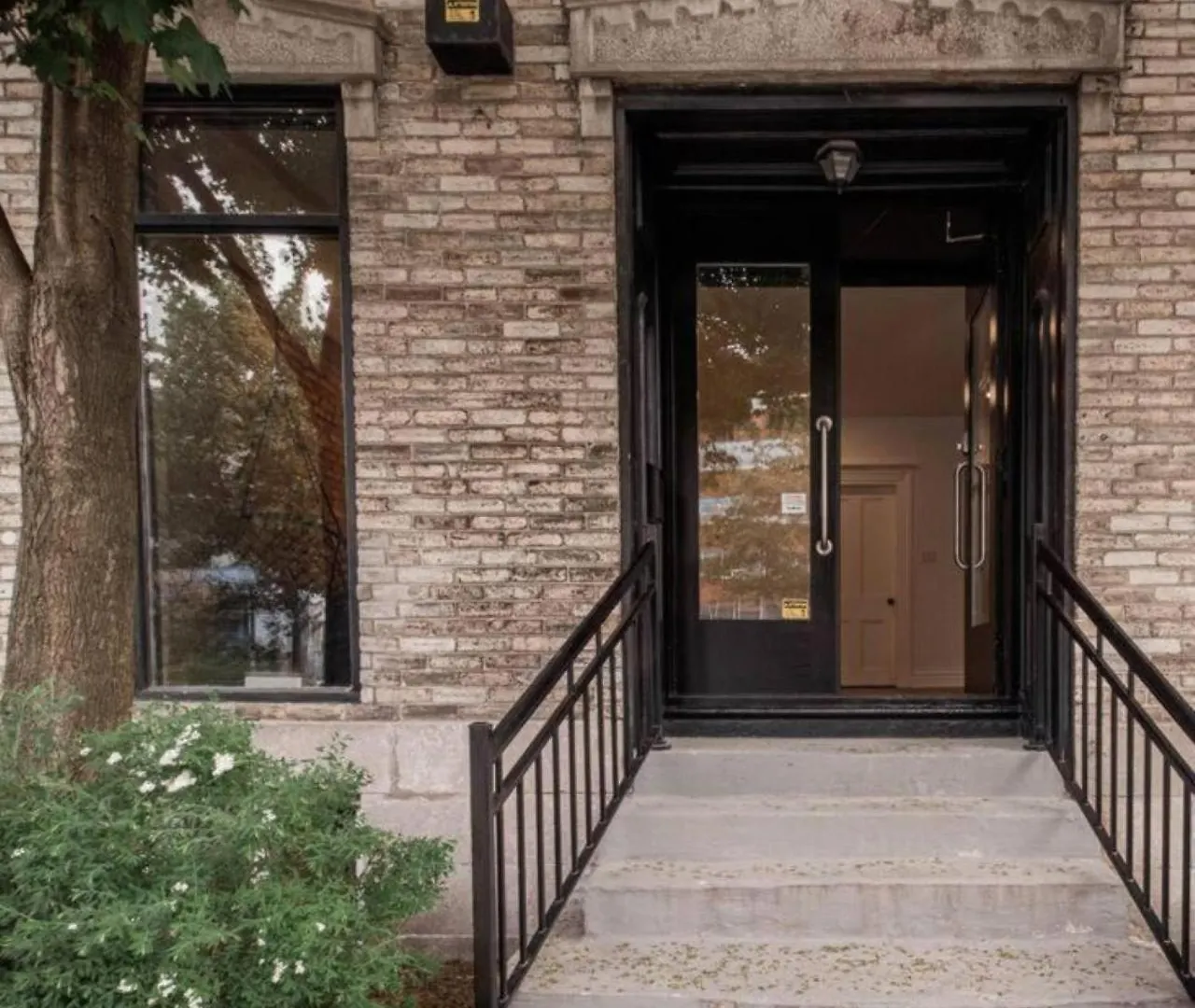 The Old New // Spacious 2000 Sqft Condo - Downtown Quebec City 0*,  Canada