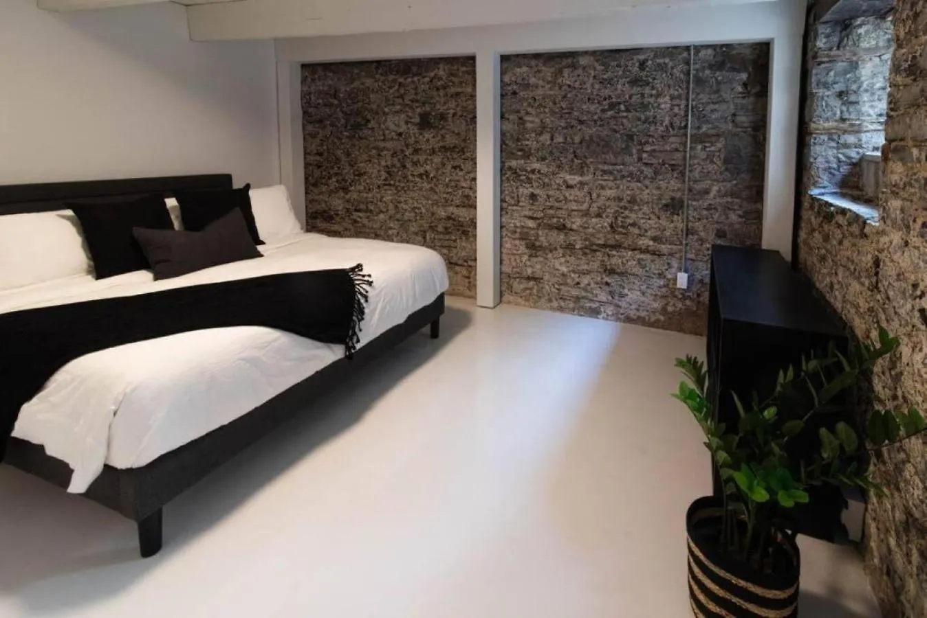 Apartment The Old New // Spacious 2000 Sqft Condo - Downtown Quebec City